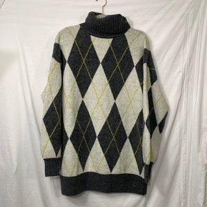 Pringle x H&M gray argyle plaid oversized sweater